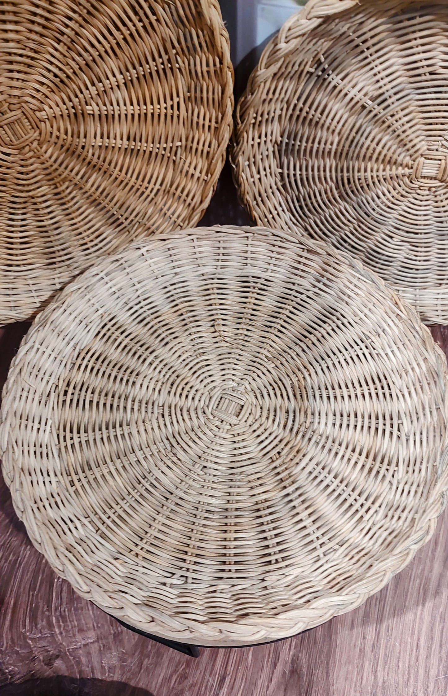 Wicker Plate Holders (Set of Five)