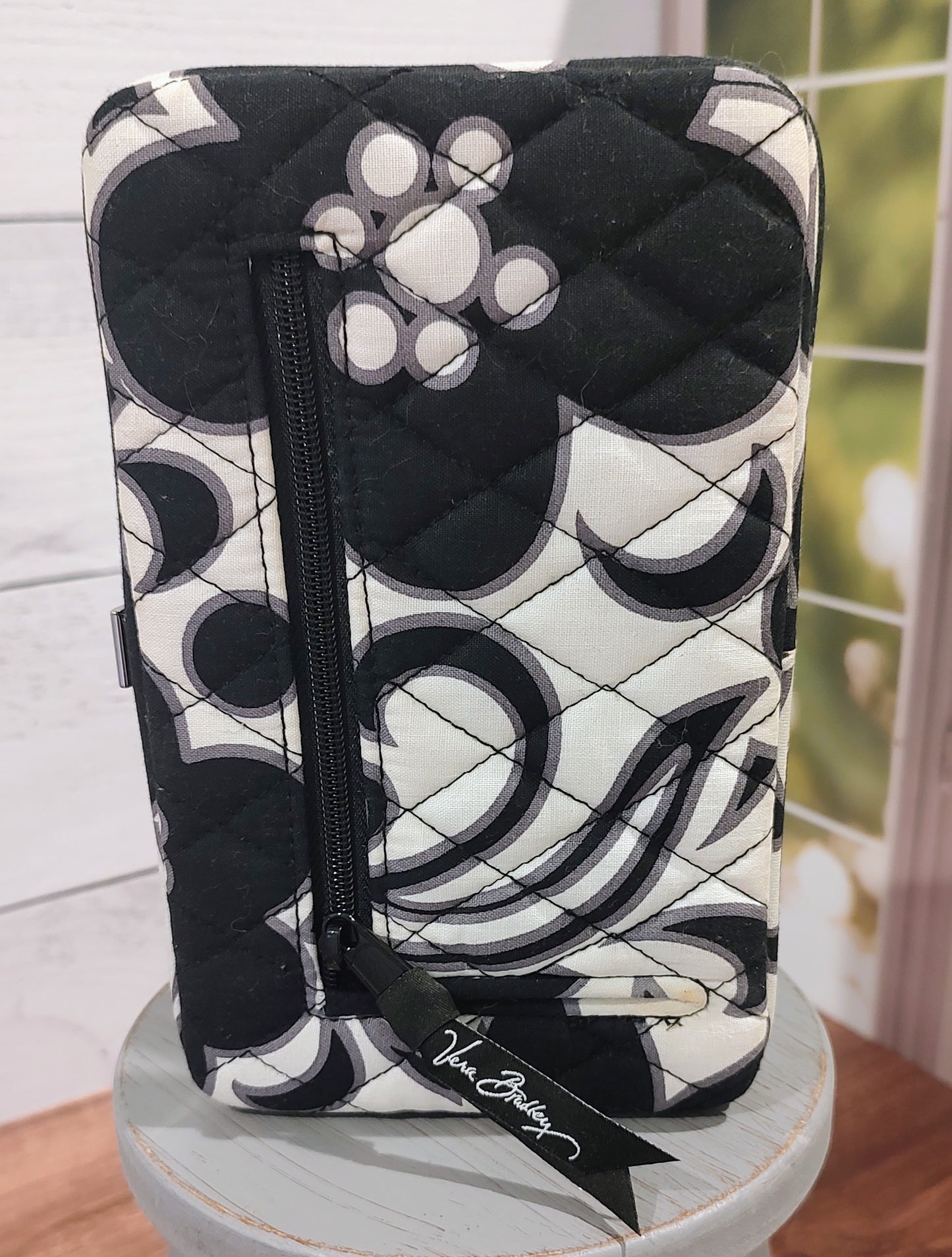 Vera Bradley Hard Case Clasp Wallet in Night and Day pattern