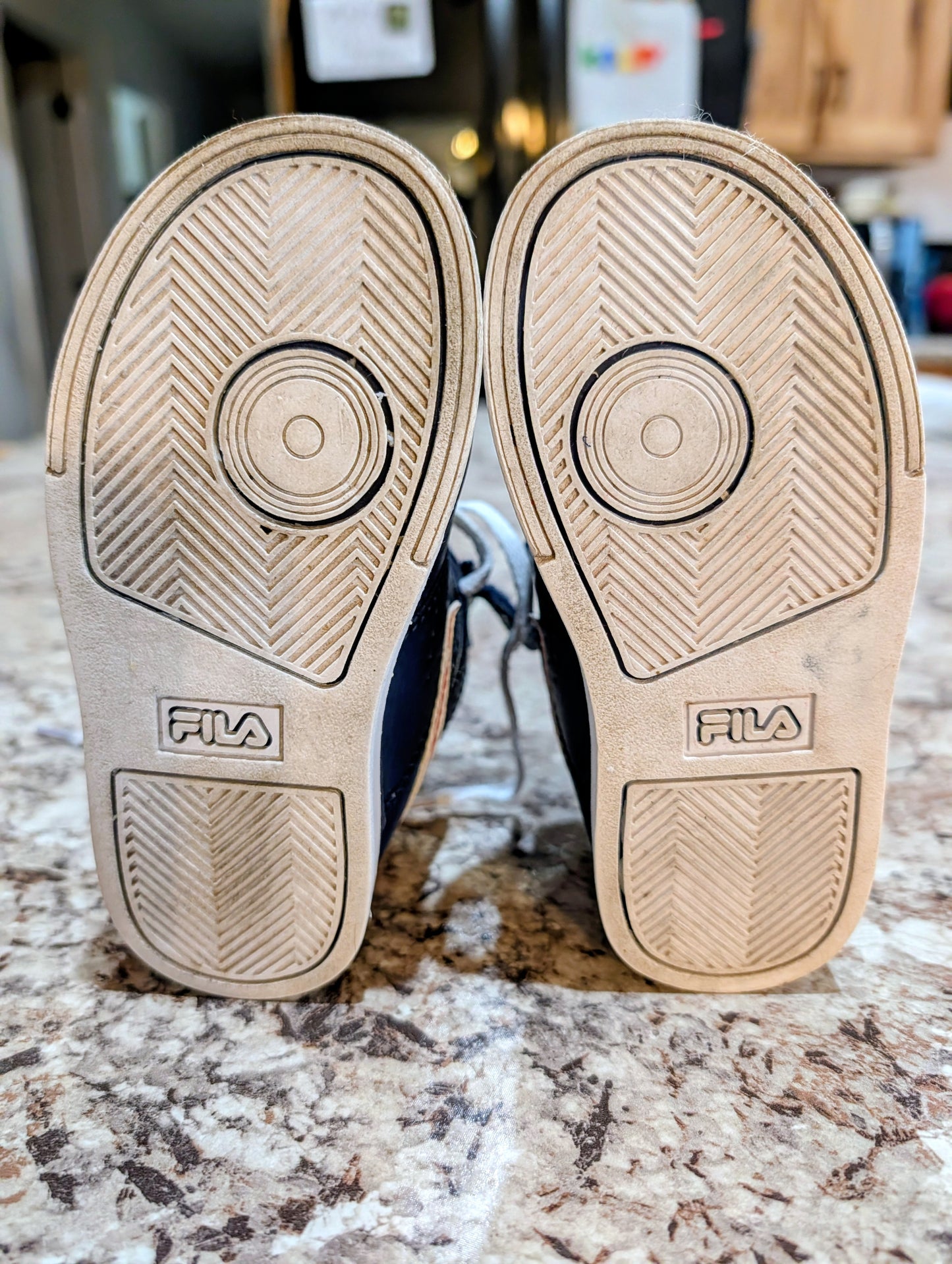Children's Fila High top Sneaker (Size 8)