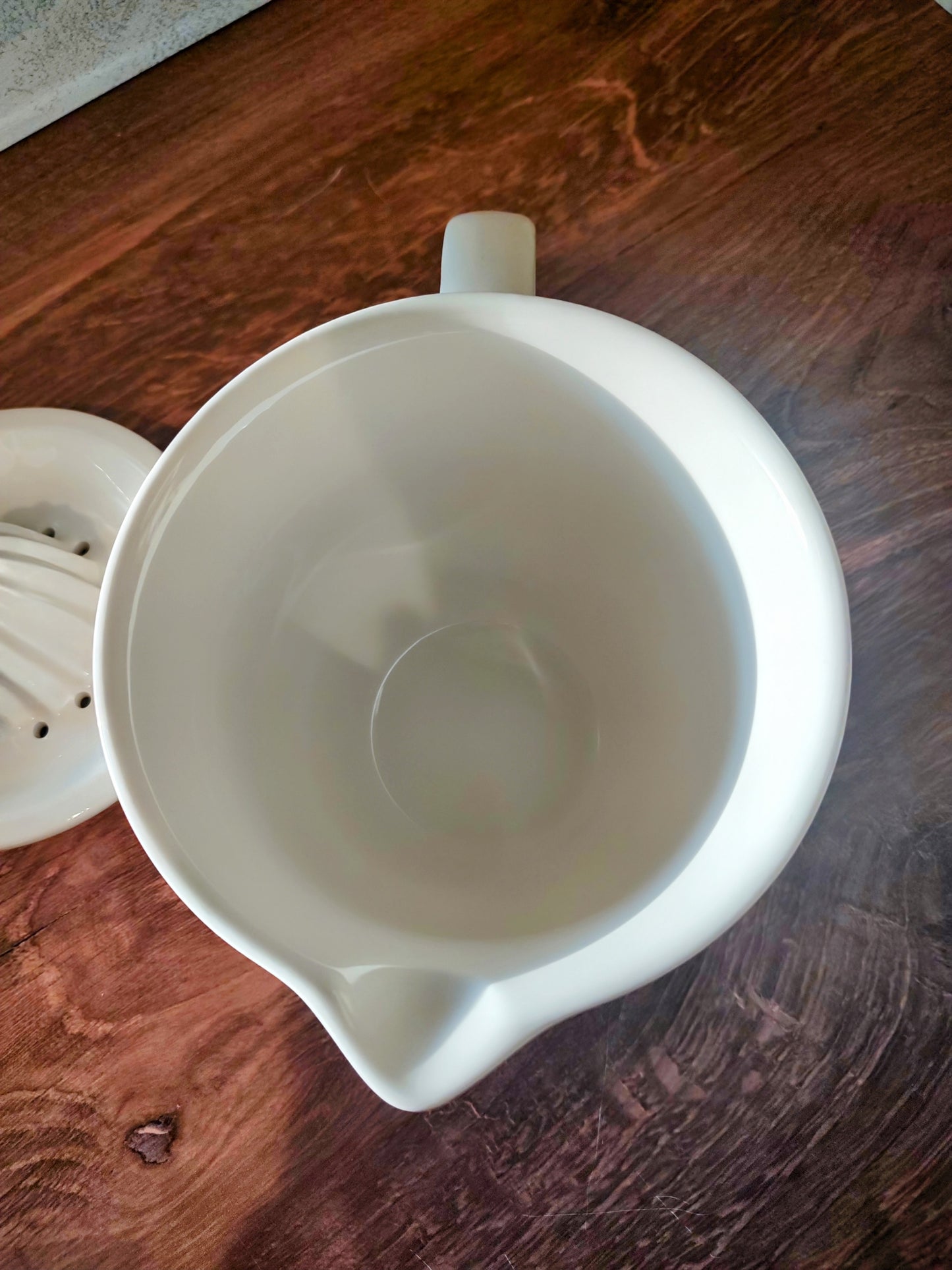 Rae Dunn Juicer Pitcher