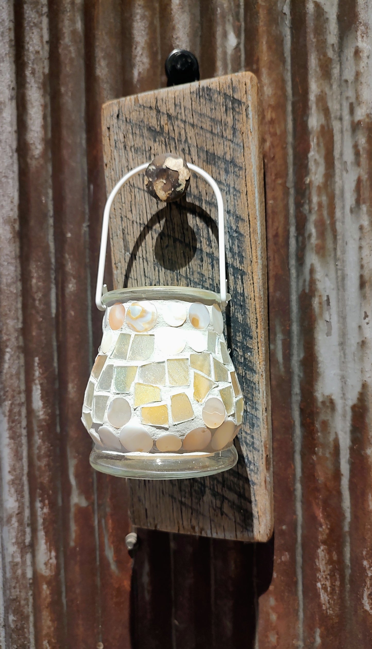 DIY Repurposed Fencing Mosaic Lantern Holder