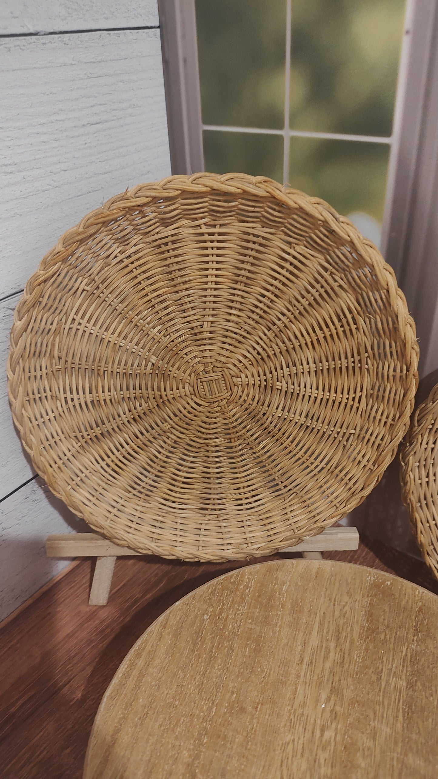 Wicker Plate Holders (Set of Five)
