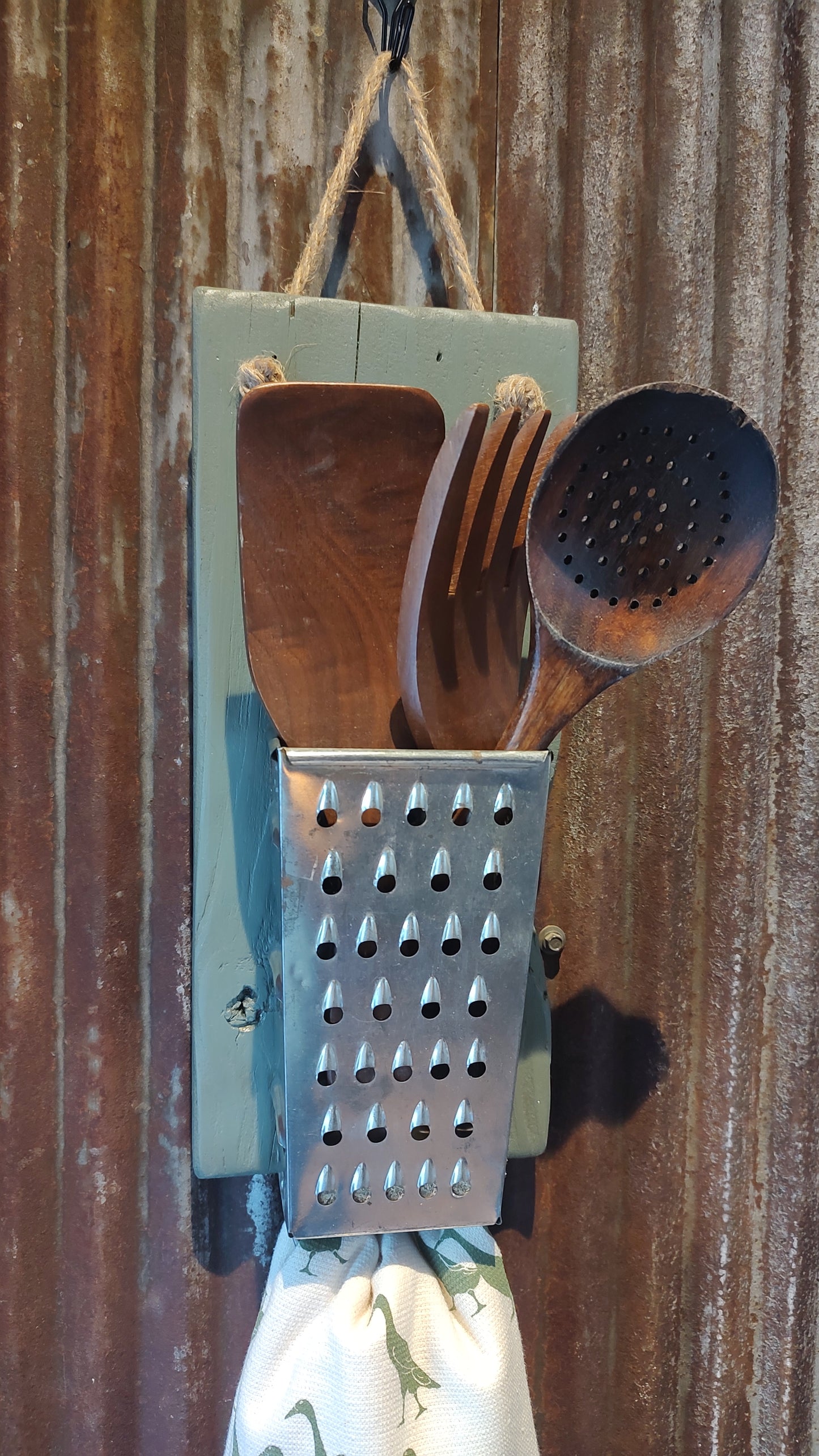 Grater Wall Hanging/Towel Hanger