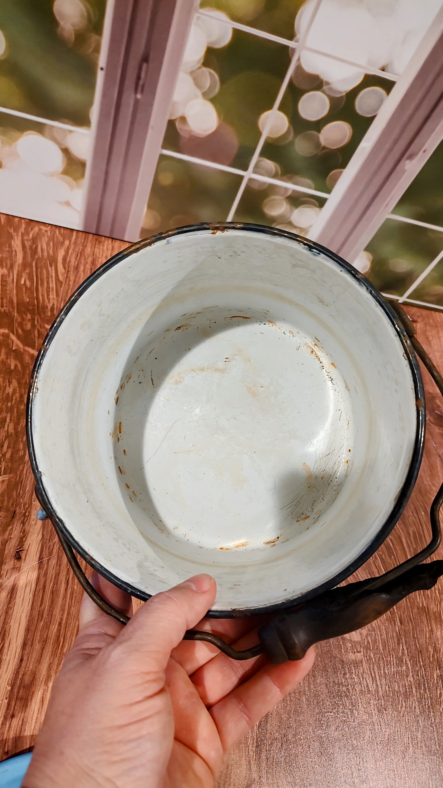 Light Blue Enamel Pot with Lid