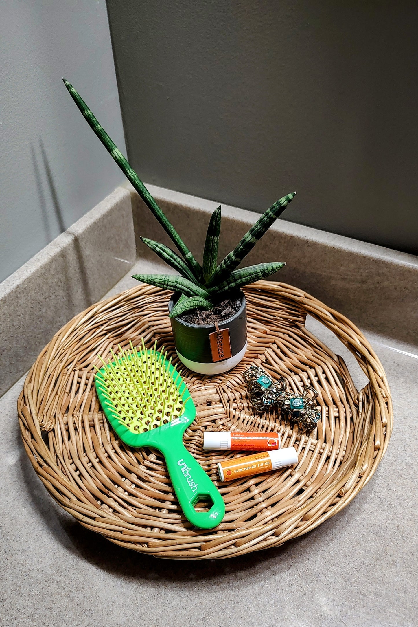 Round Wicker Tray
