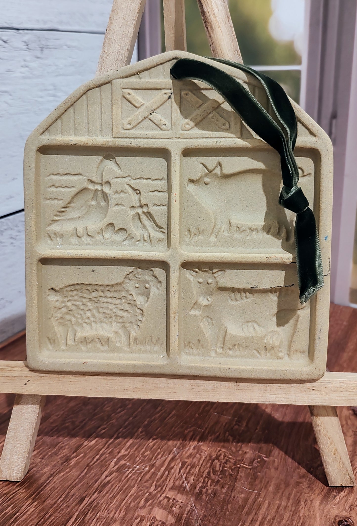 Farmyard Friends Pampered Chef Cookie Press 1994
