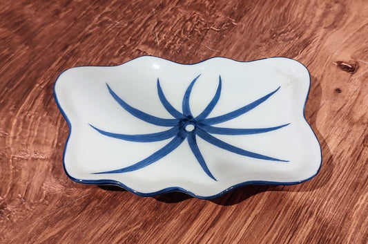 Blue & White Frog Salt & Pepper Shakers on Tray