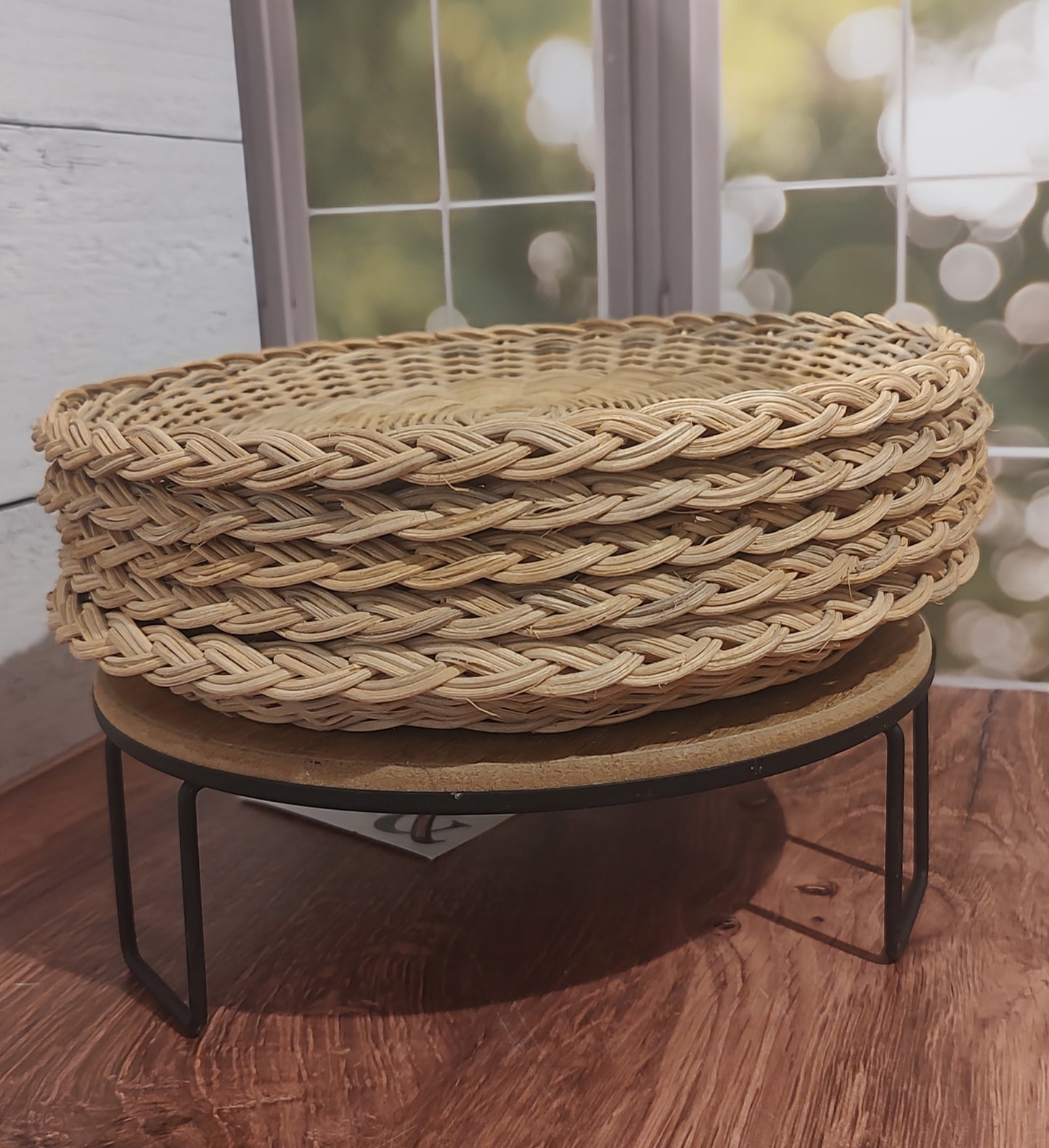 Wicker Plate Holders (Set of Five)