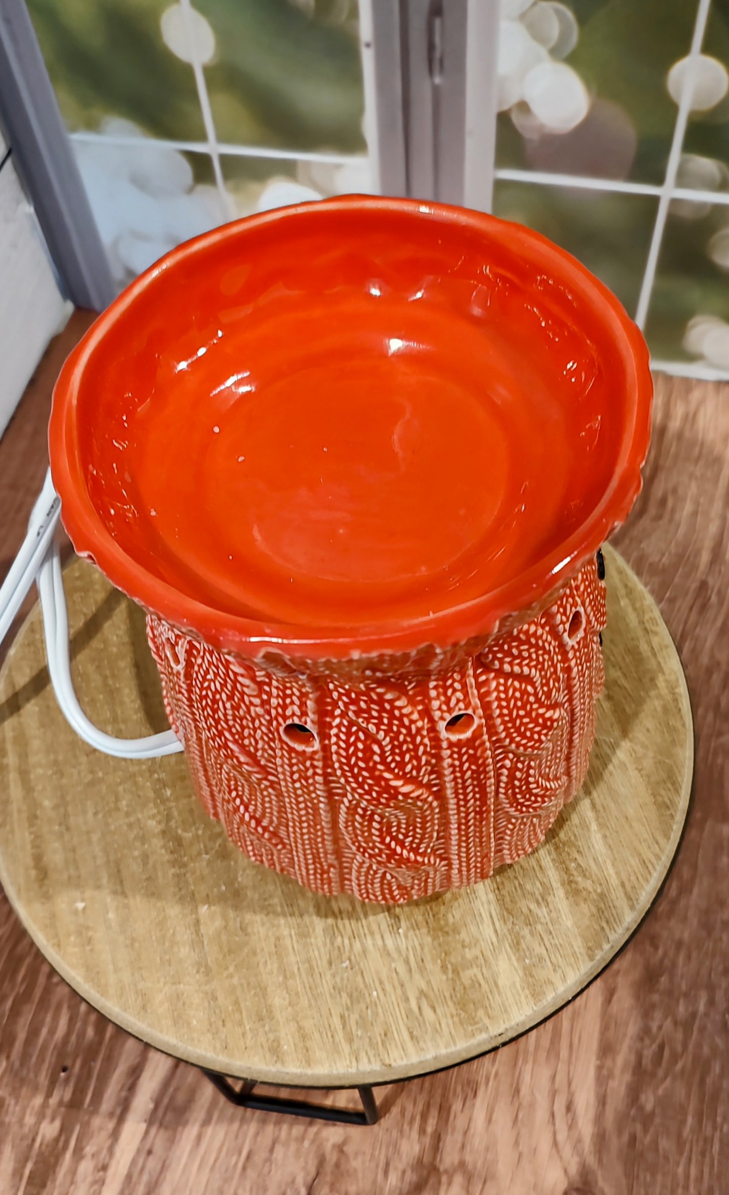 Scentsy Cozy Sweater Wax Warmer
