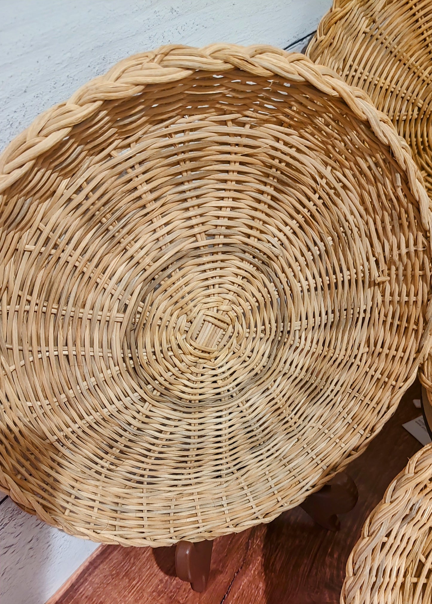 Wicker Plate Holders (Set of Five)