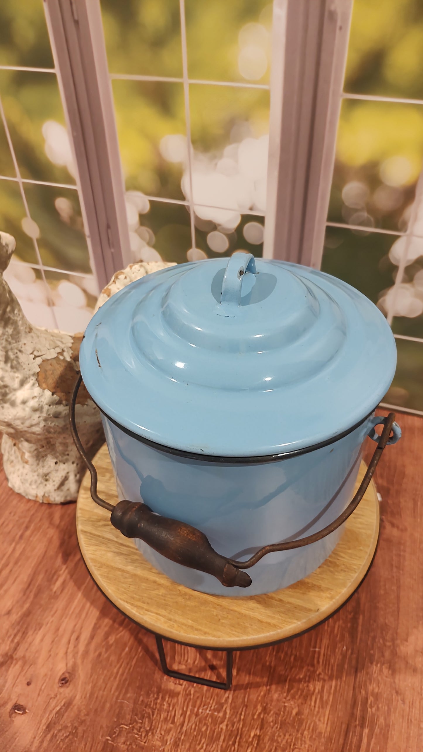 Light Blue Enamel Pot with Lid