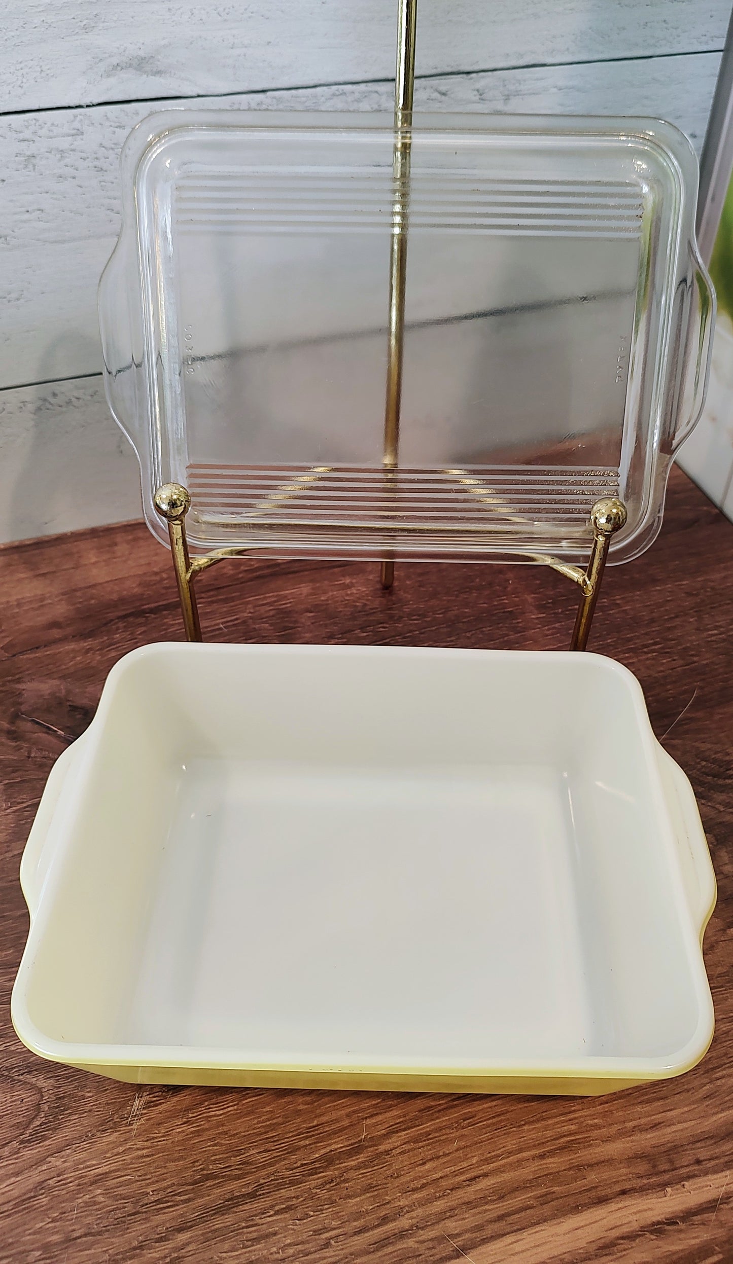 Yellow Pyrex Refrigerator Dish with Lid