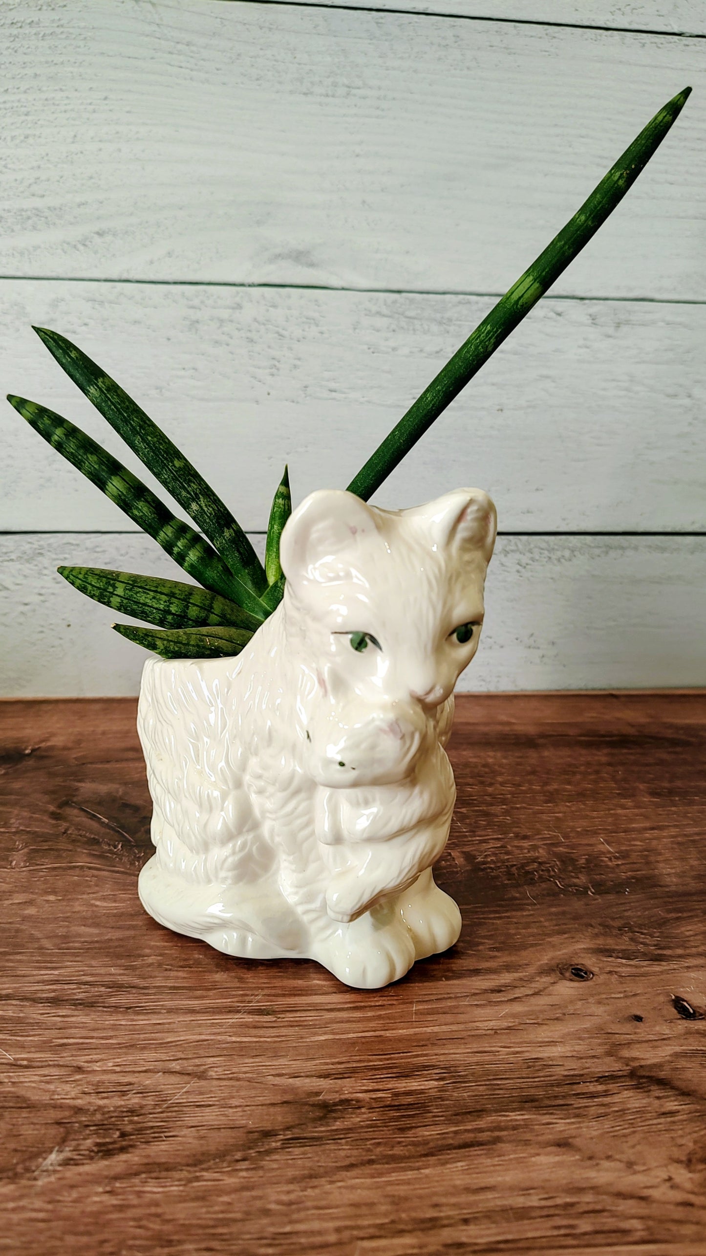 Vintage Cat With Kitten Ceramic Planter
