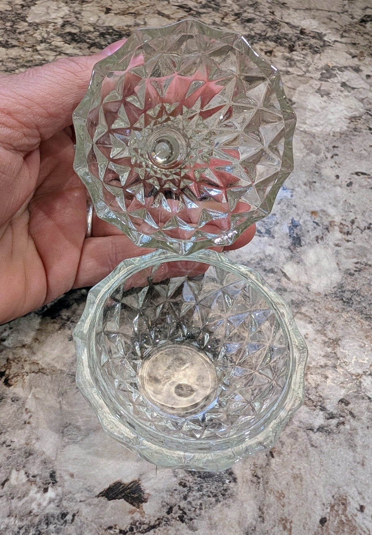 Crystal Diamond Pattern Pear Shaped Trinket Dish