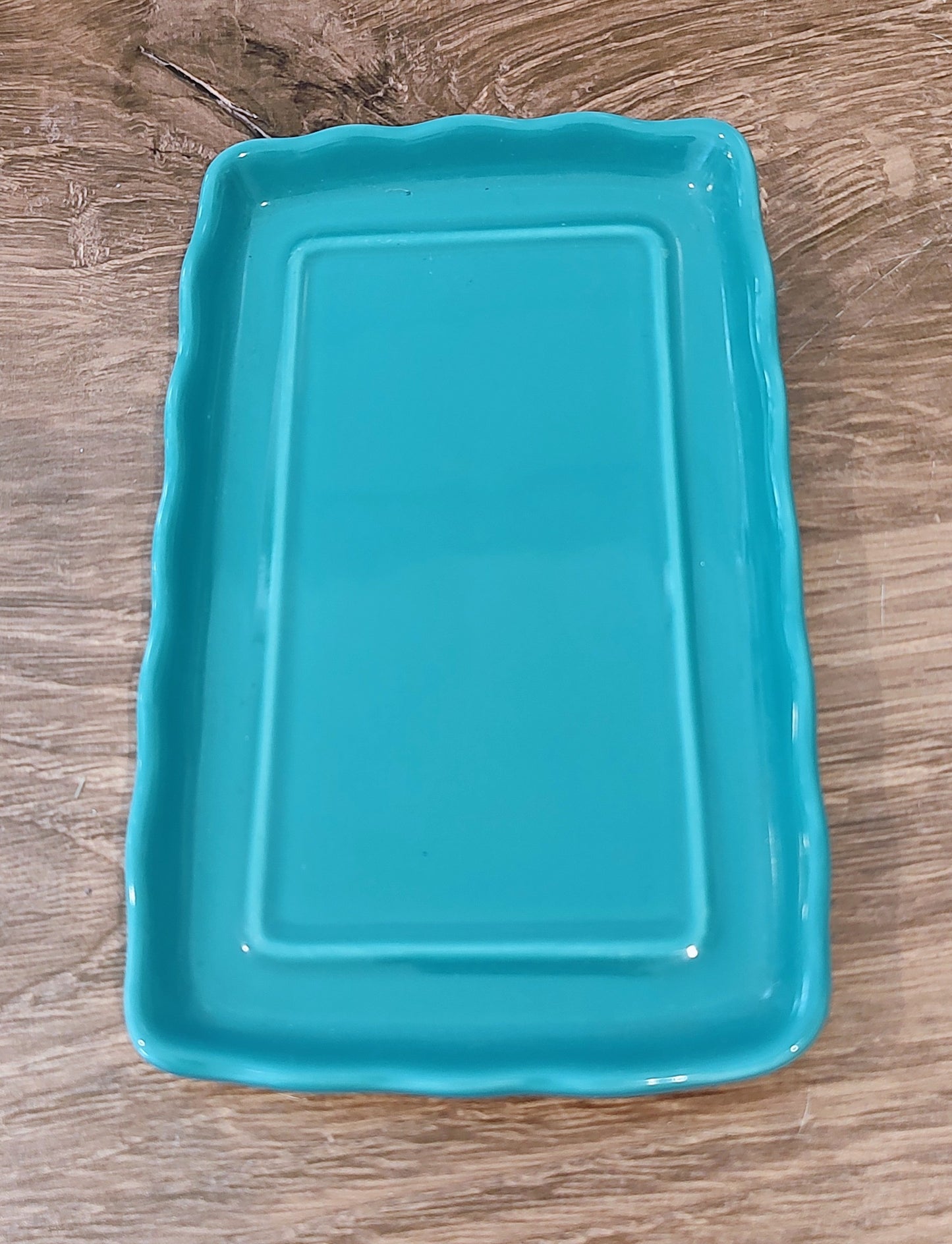 Pioneer Woman Butter Dish in Retired Patten Ruffle Floral