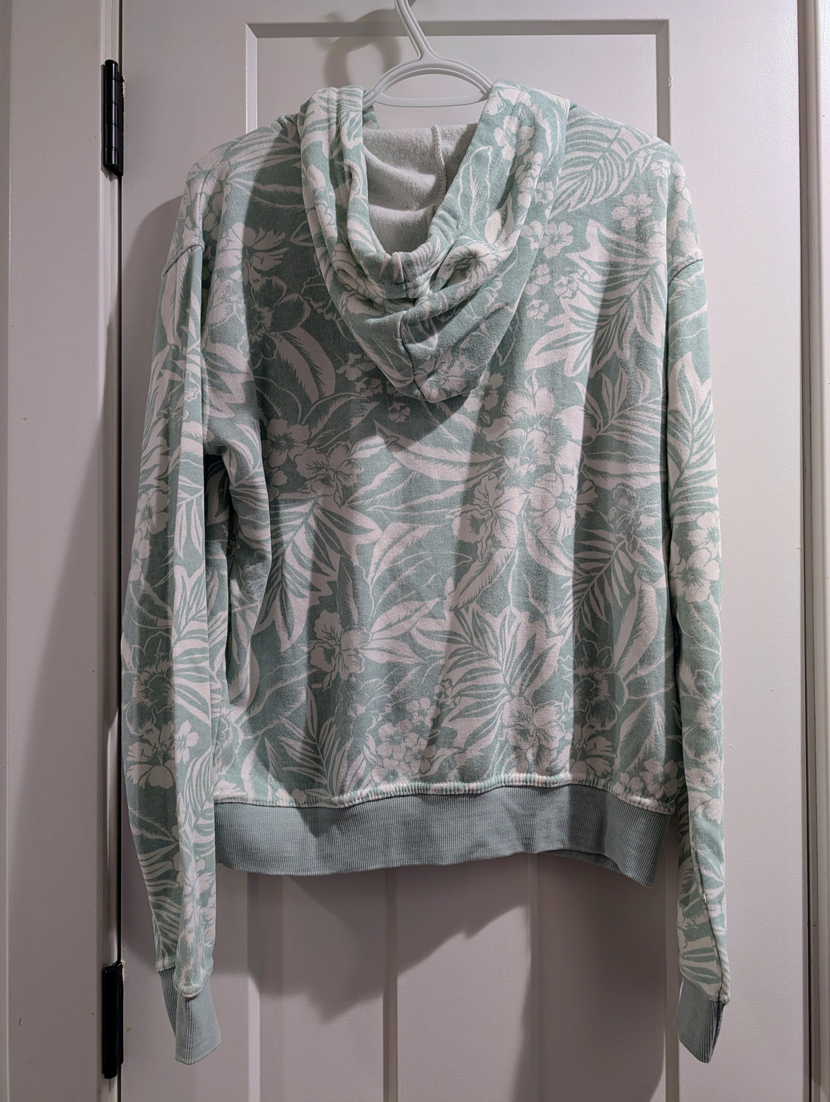 Ron Jon Surf Shop Mint Green and White Size M Lightweight Hoodie NWT