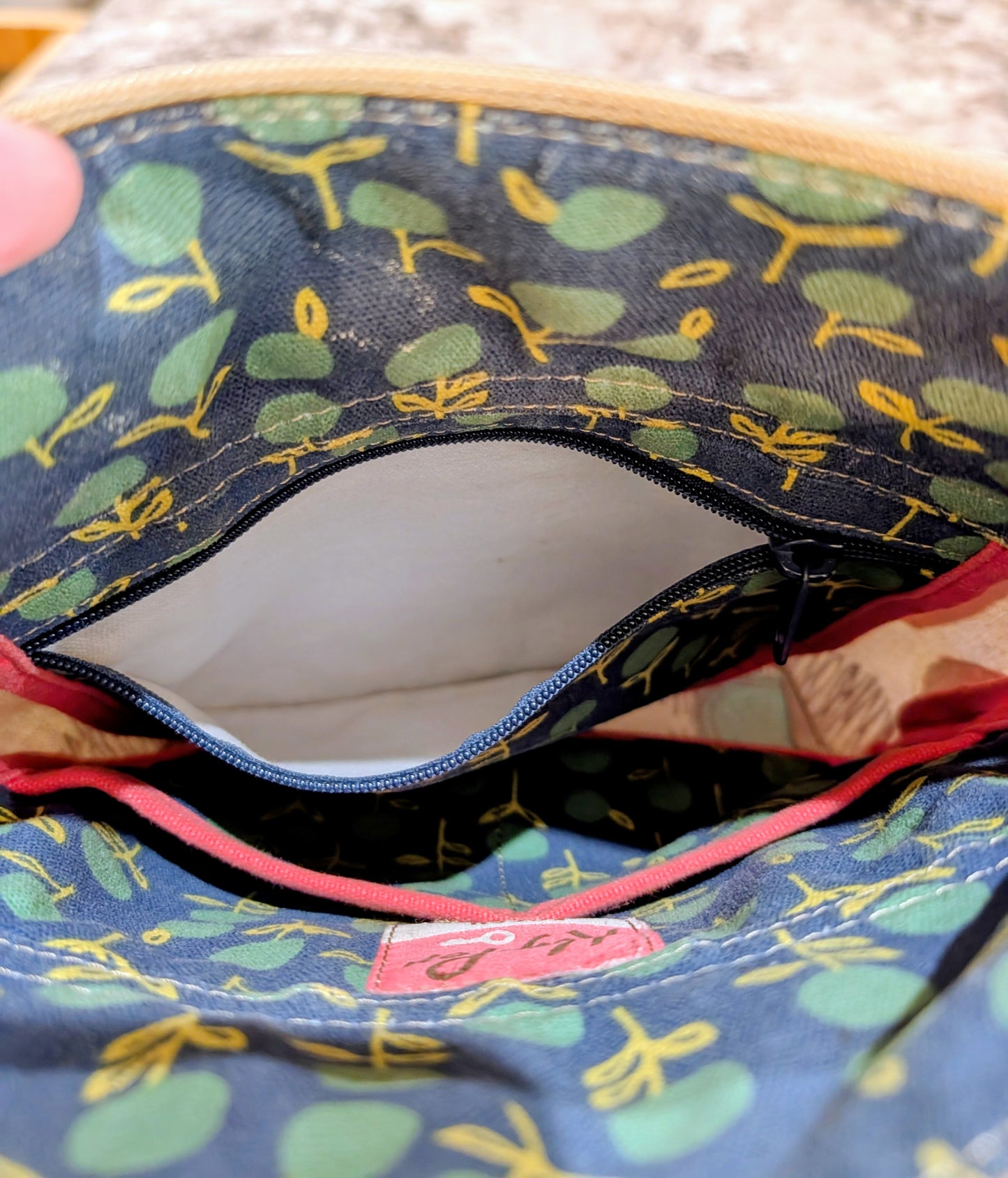 Fossil Key-Par Floral Pattern Crossbody with Canvas Strap