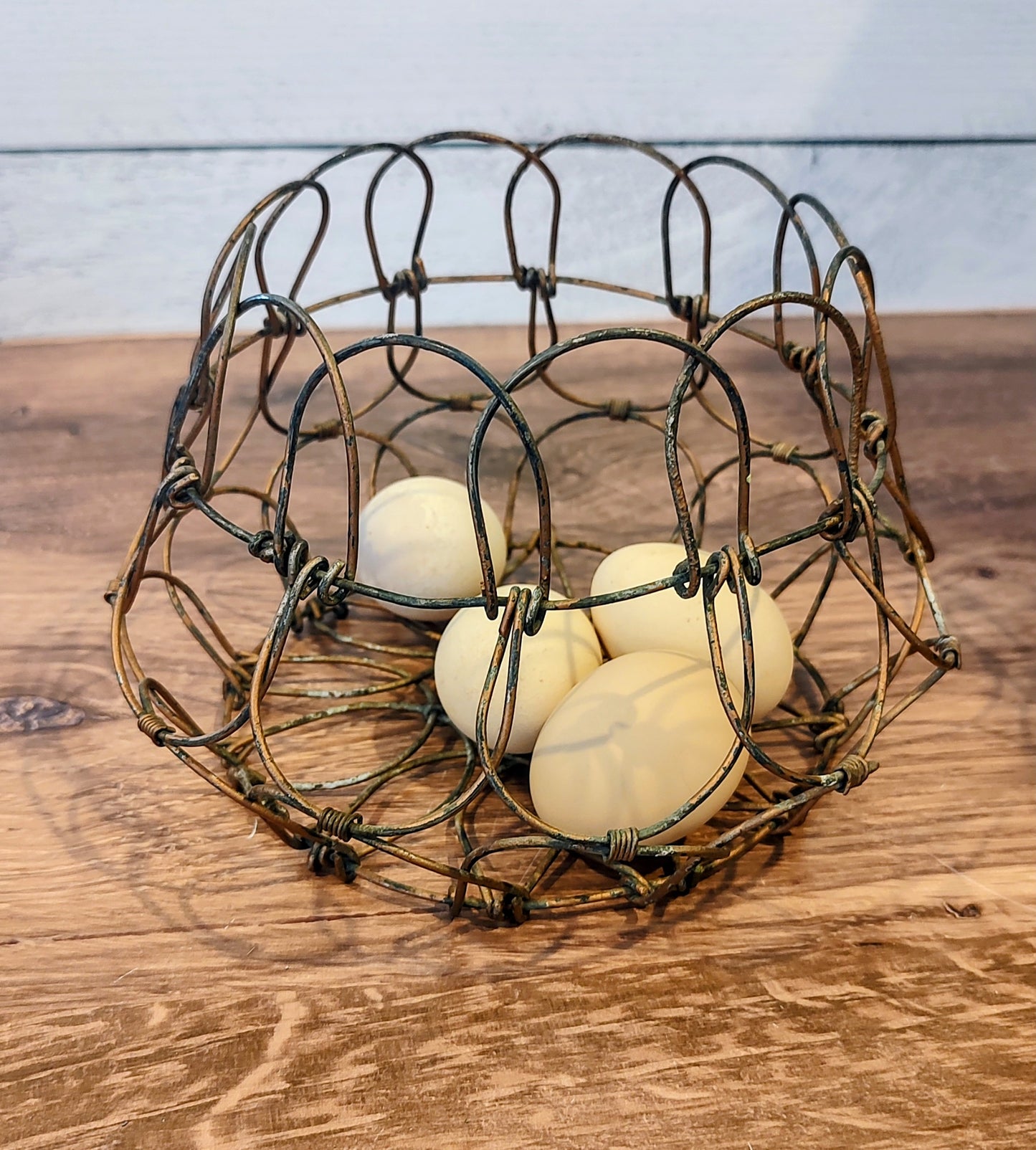 Collapsible Vintage Metal Egg Basket