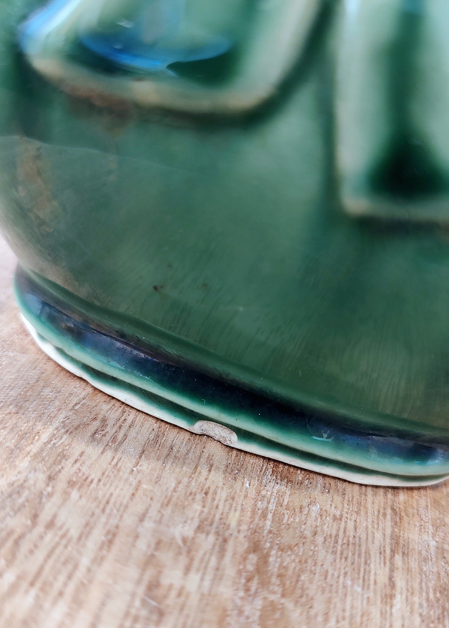 Vintage Green Shawnee Pottery Vase with Bow