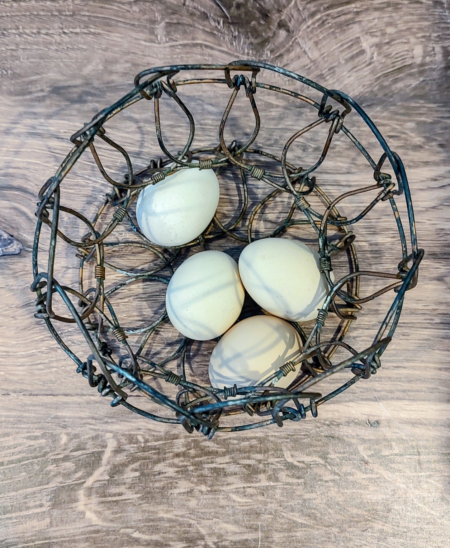 Collapsible Vintage Metal Egg Basket