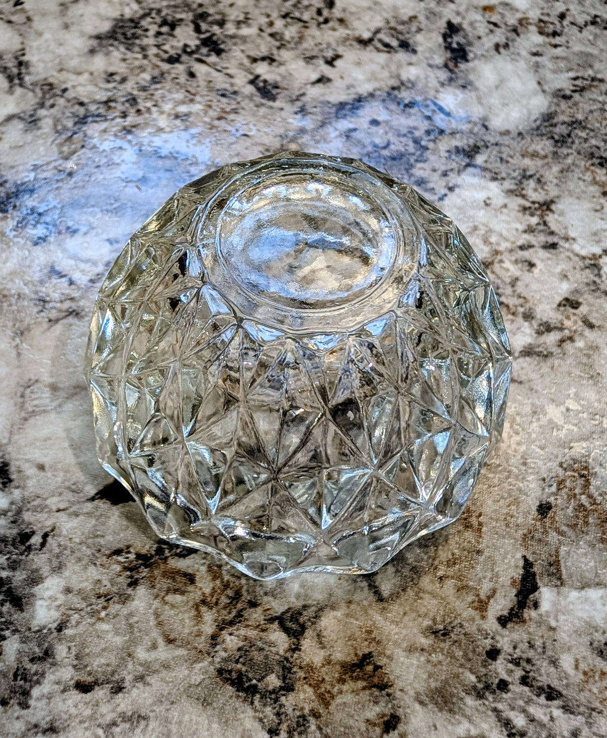 Crystal Diamond Pattern Pear Shaped Trinket Dish
