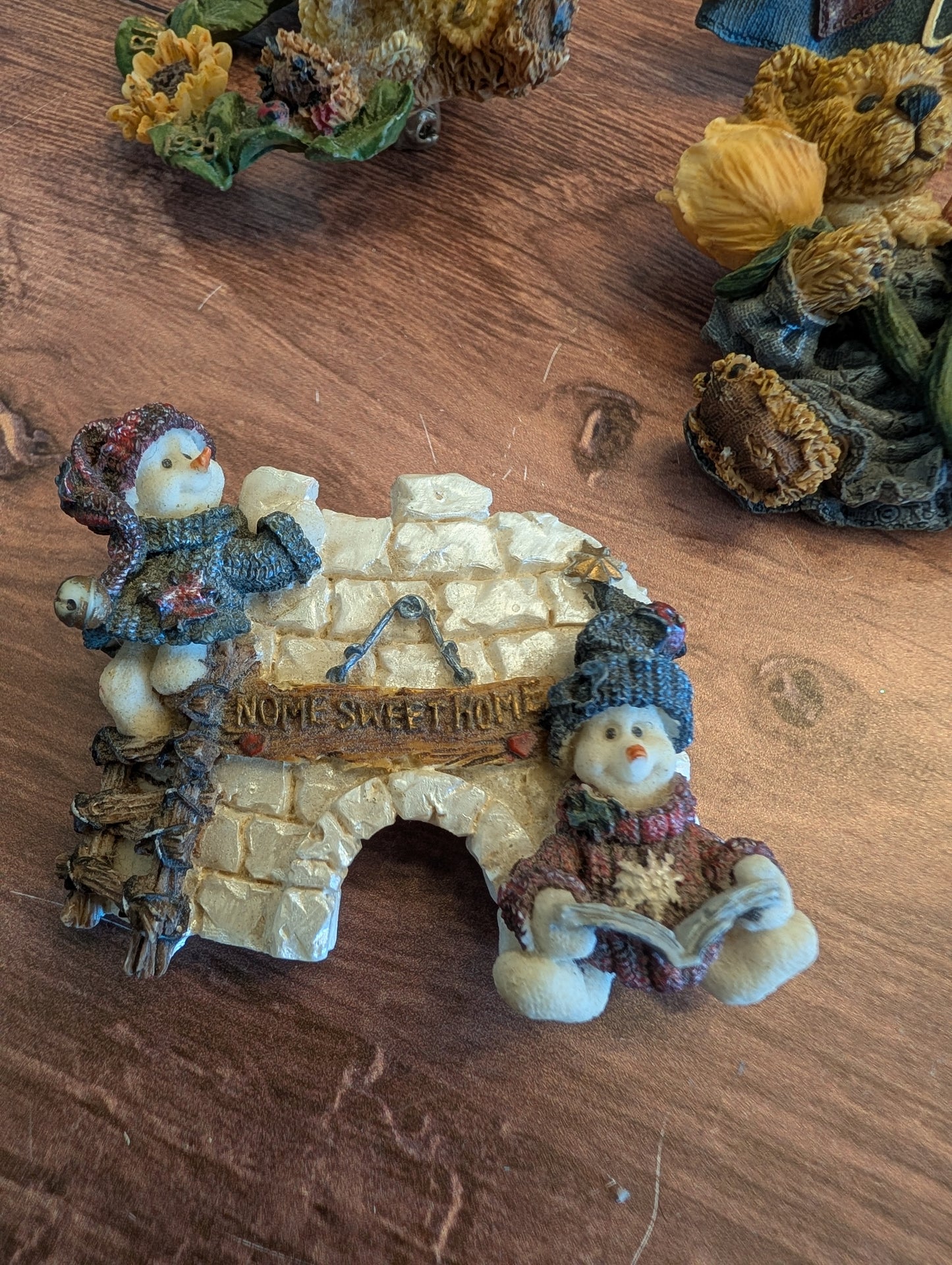 Boyd Bears & Friends Pins - some damage