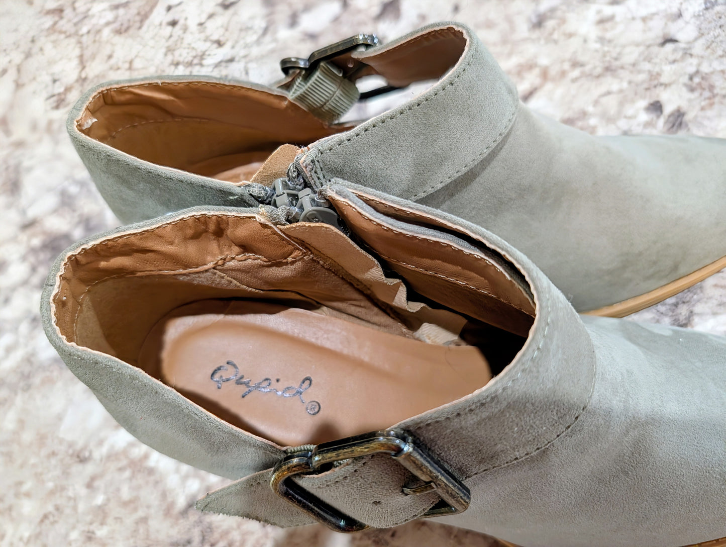 Qupid Sweude Ankle Boots (Size 7.5)