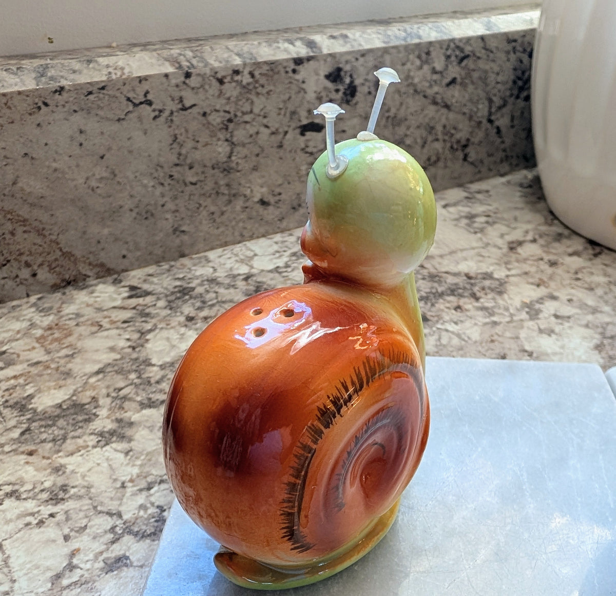 1950s Mid-Century Modern Enesco Snappy the Snail Kitsch Two Piece Shaker Set