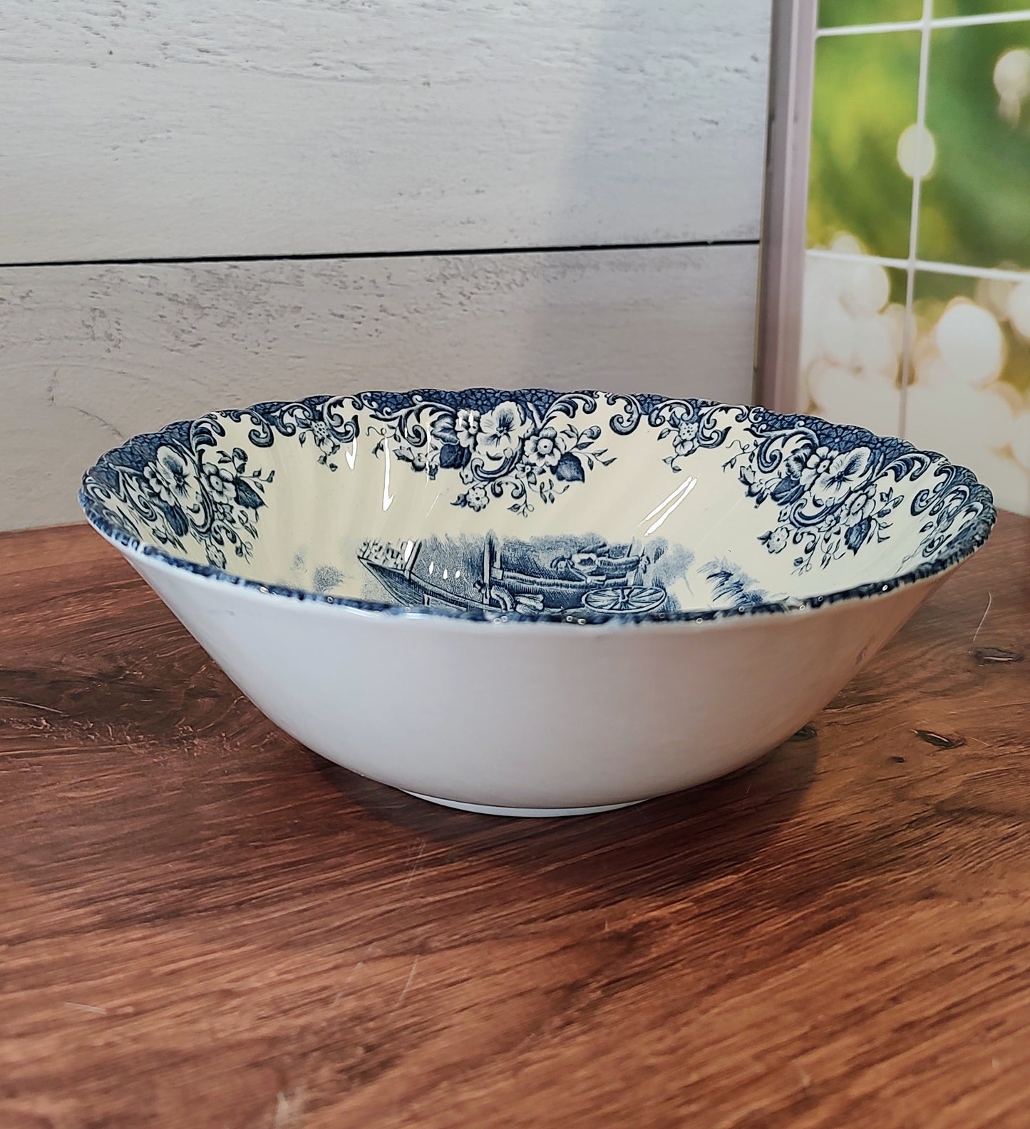 Johnson Bros Coaching Scenes Blue & White Ironstone Serving Bowl
