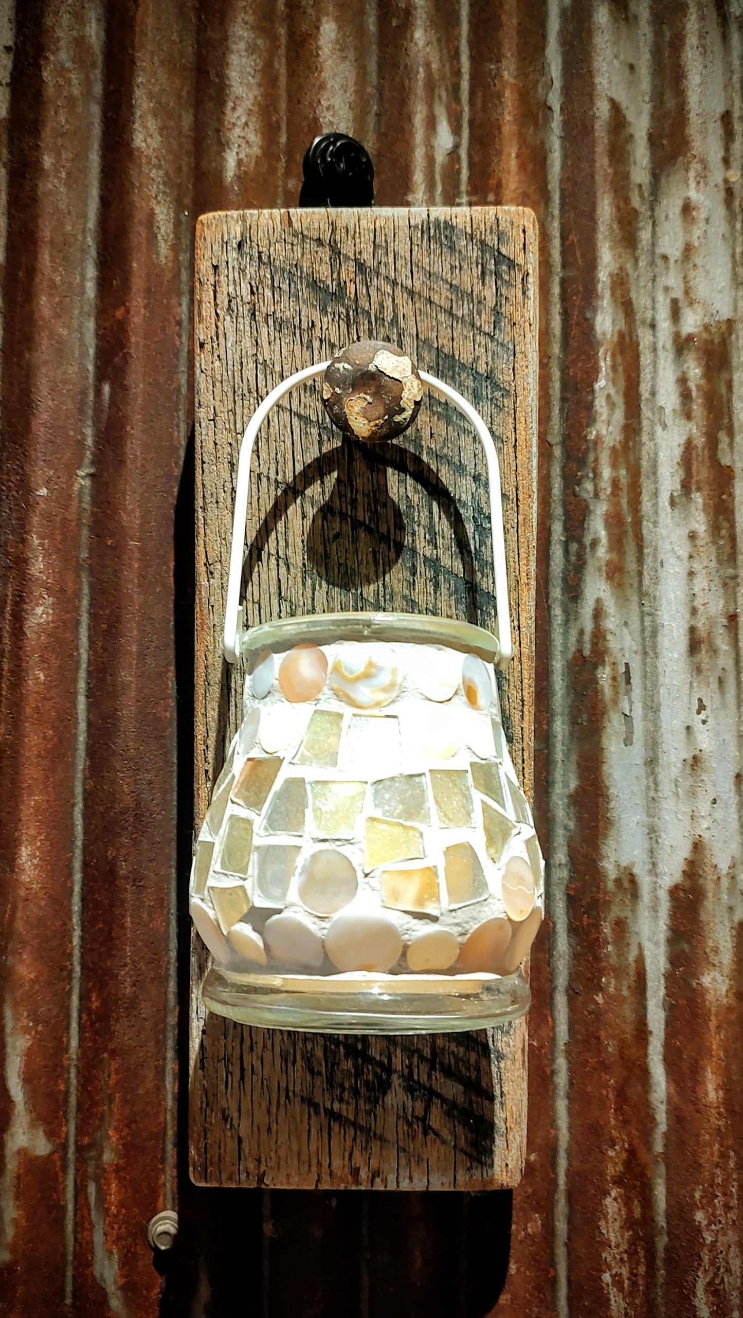 DIY Repurposed Fencing Mosaic Lantern Holder