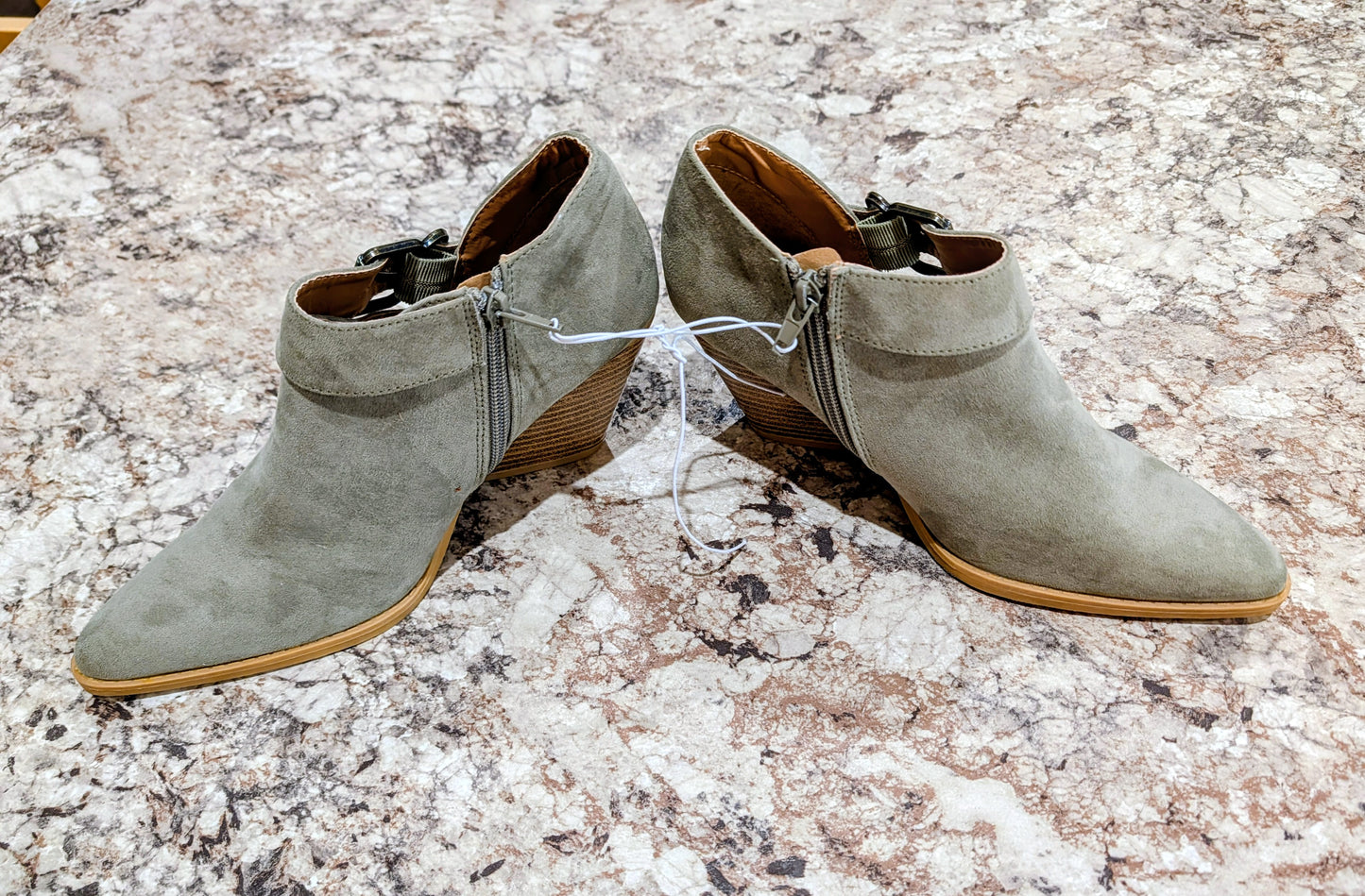 Qupid Sweude Ankle Boots (Size 7.5)