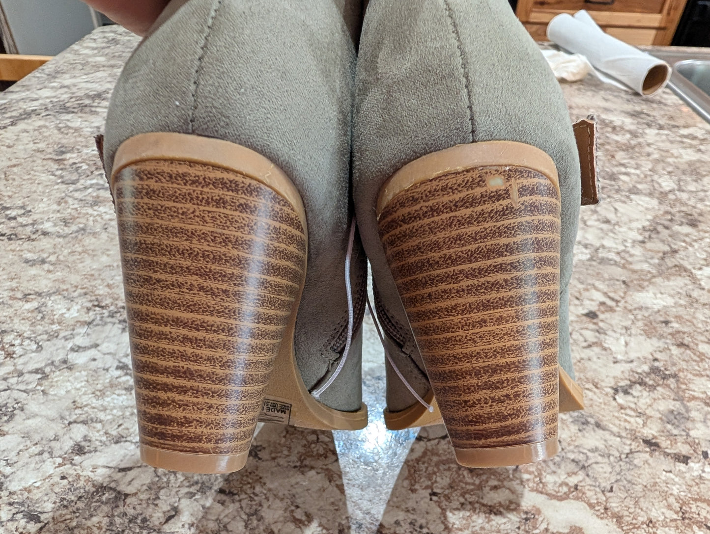 Qupid Sweude Ankle Boots (Size 7.5)