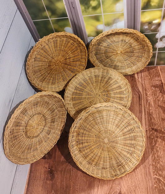 Wicker Plate Holders (Set of Five)