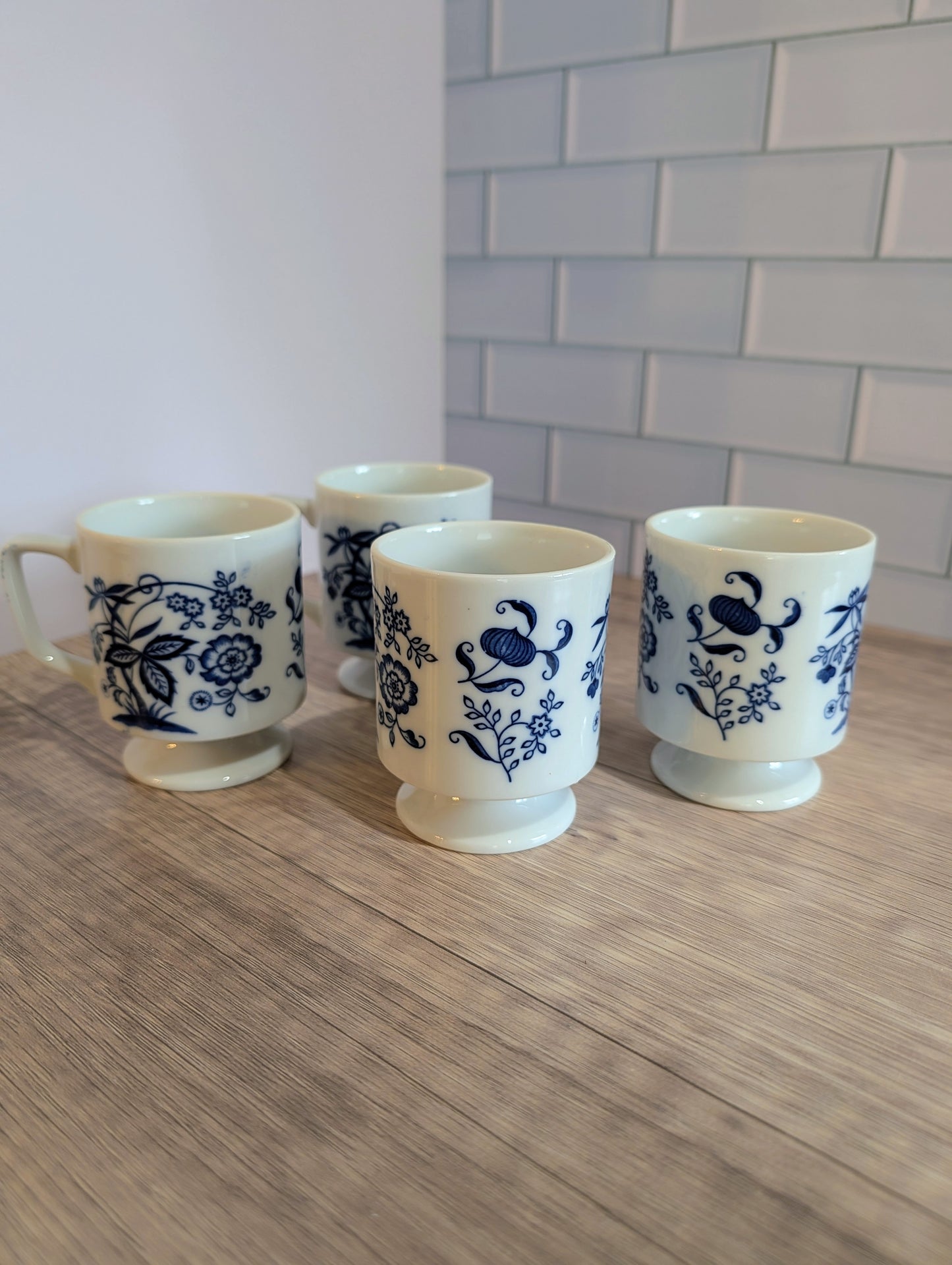 Set of 4 Vintage Kanesho Japan Blue Onion Footed Mugs/Coffee Cups 1970s Japan