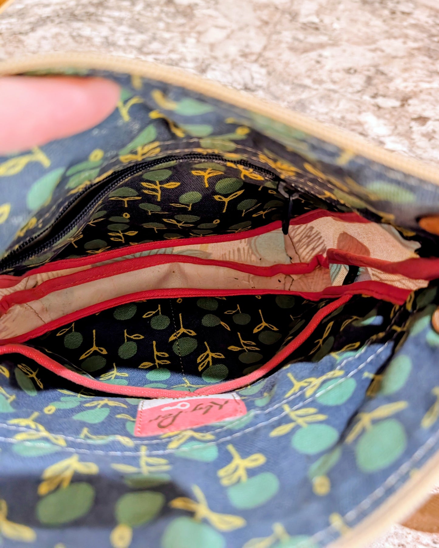 Fossil Key-Par Floral Pattern Crossbody with Canvas Strap