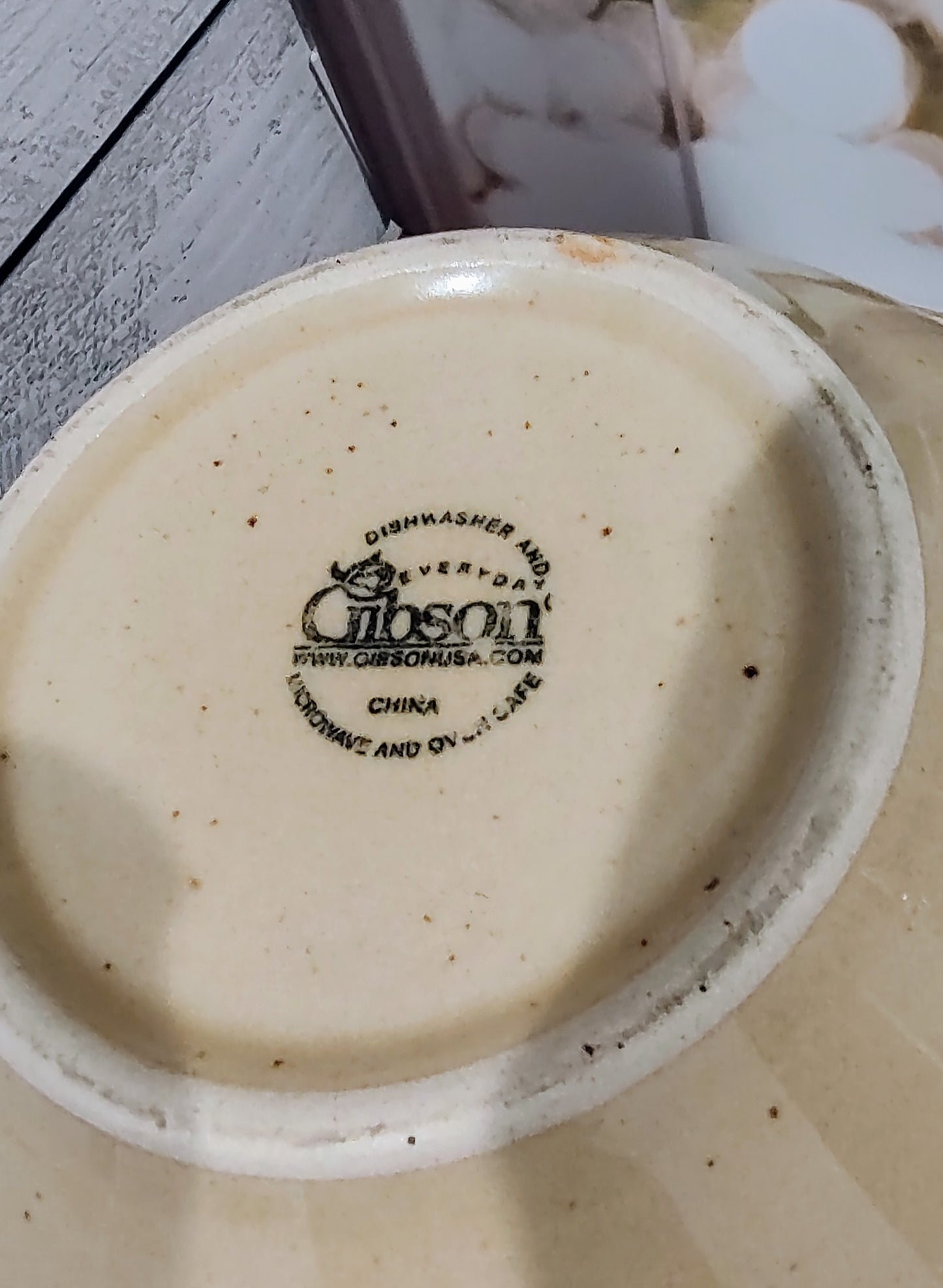 Gibson Retreat Green Pattern Cereal, Serving, Mixing Bowl