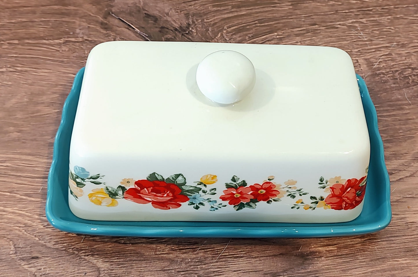 Pioneer Woman Butter Dish in Retired Patten Ruffle Floral