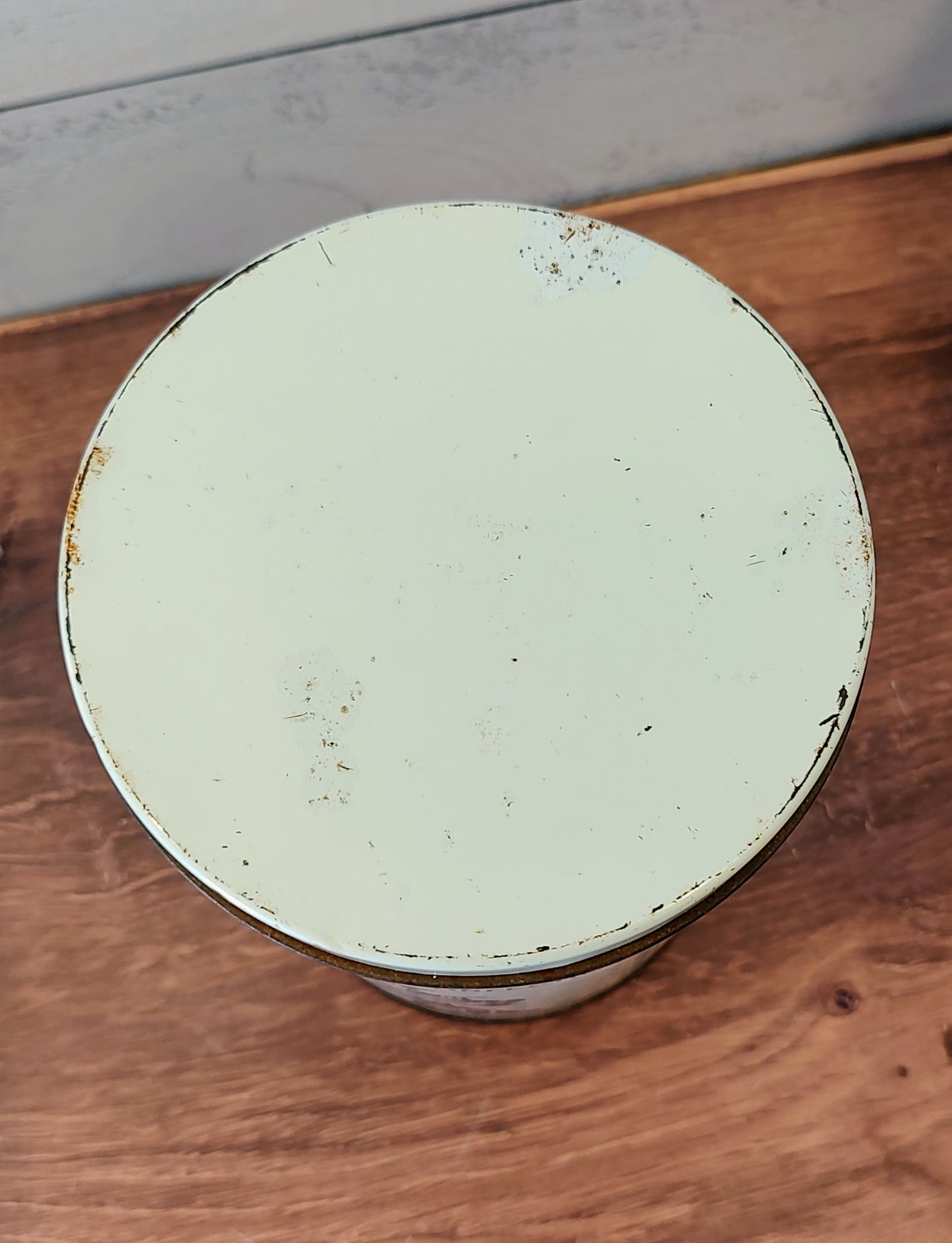 1980 Cracker Jack Tin